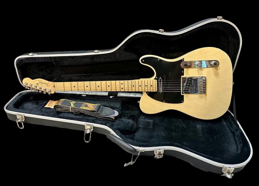 Guitarra Fender Am Ash Telecaster - Limited Edition - Seminova